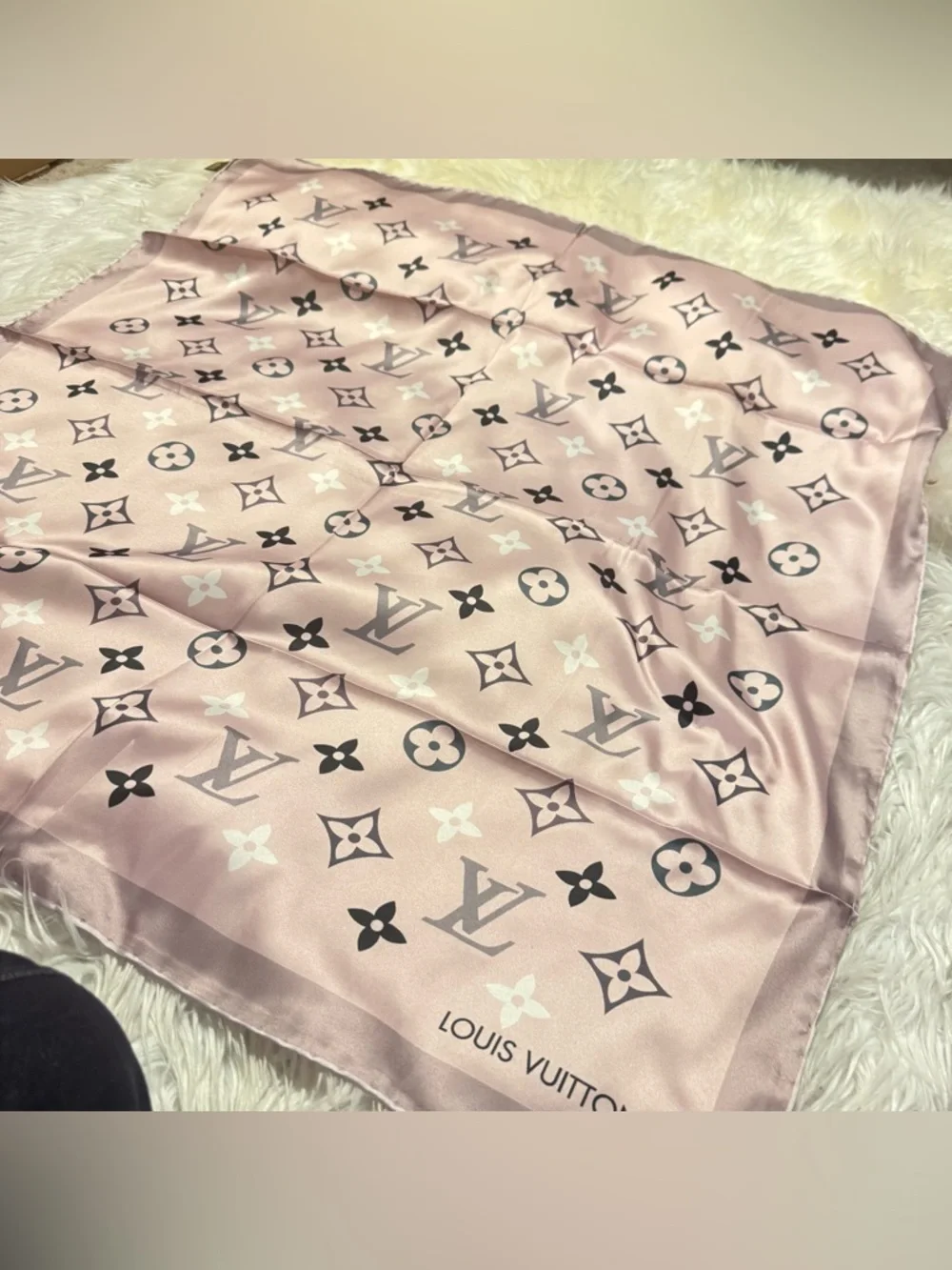 Luxury vibes LOUIS VUlTTON monogram silky scarf 35x35 PURPLE‼️LAST ONE LEFT